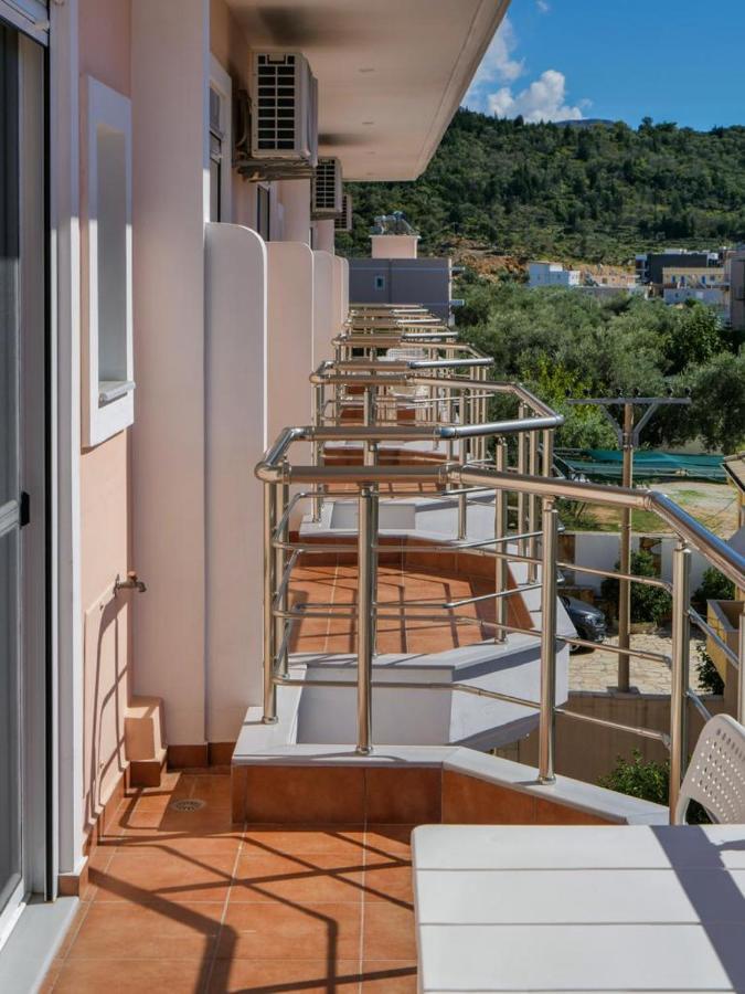 Himara Royal Hotel 外观 照片