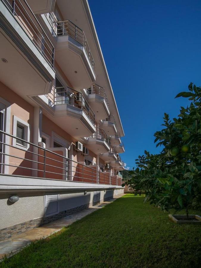 Himara Royal Hotel 外观 照片