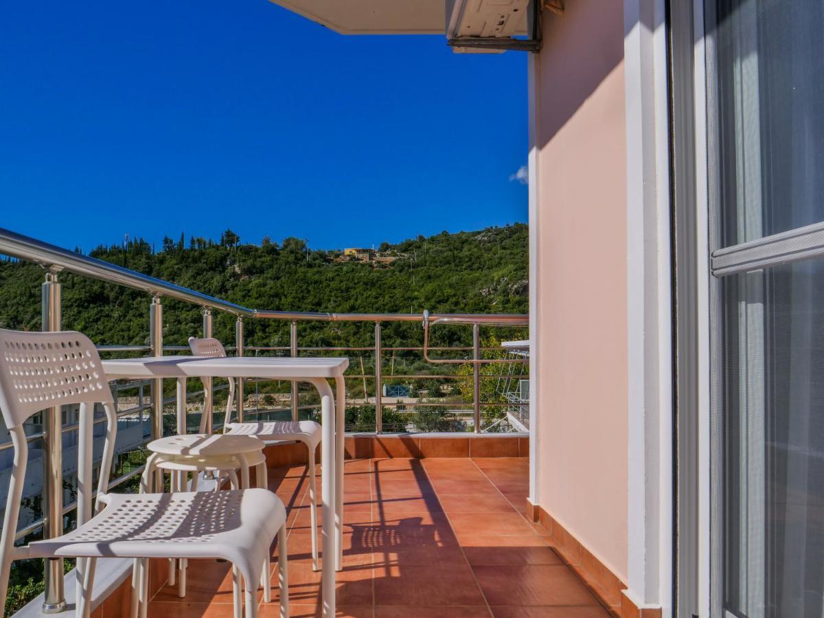 Himara Royal Hotel 外观 照片