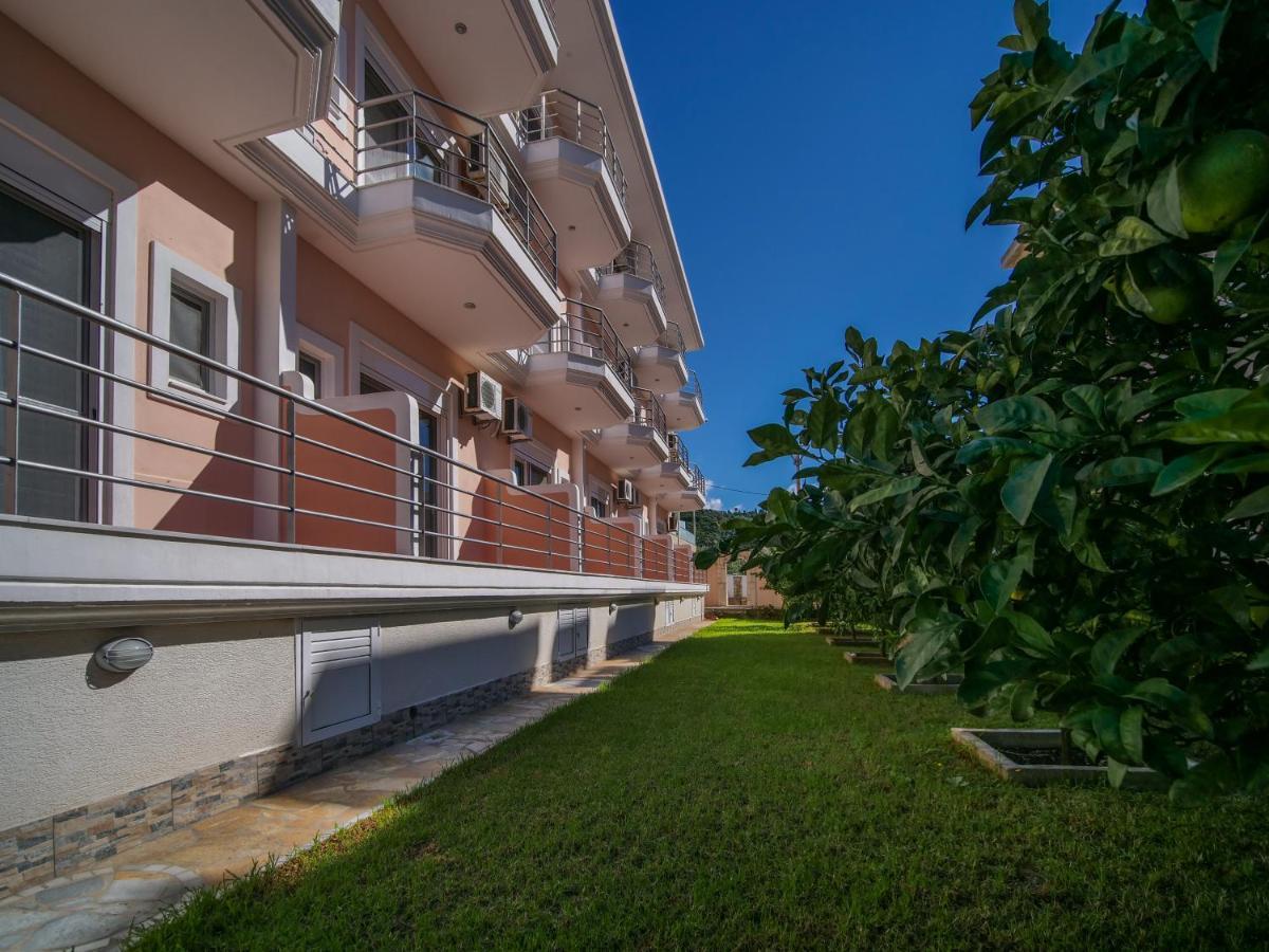 Himara Royal Hotel 外观 照片