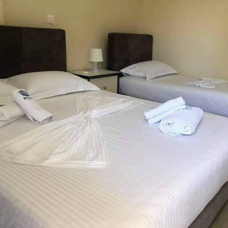 Himara Royal Hotel 外观 照片